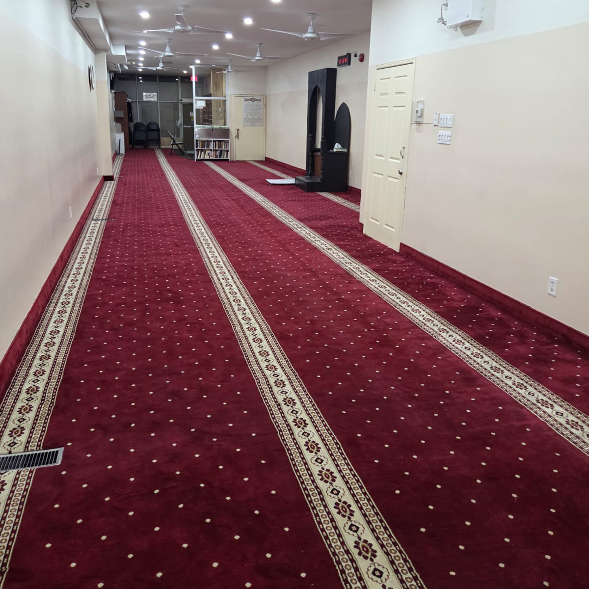 Hamza Masjid interior